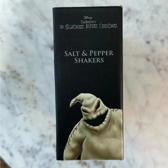 Nightmare Before Christmas Salt and Pepper shakers - BNIB - Picture 5 of 6